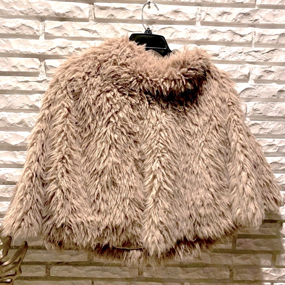 Velvet Faux Fur Shag Poncho Sz M